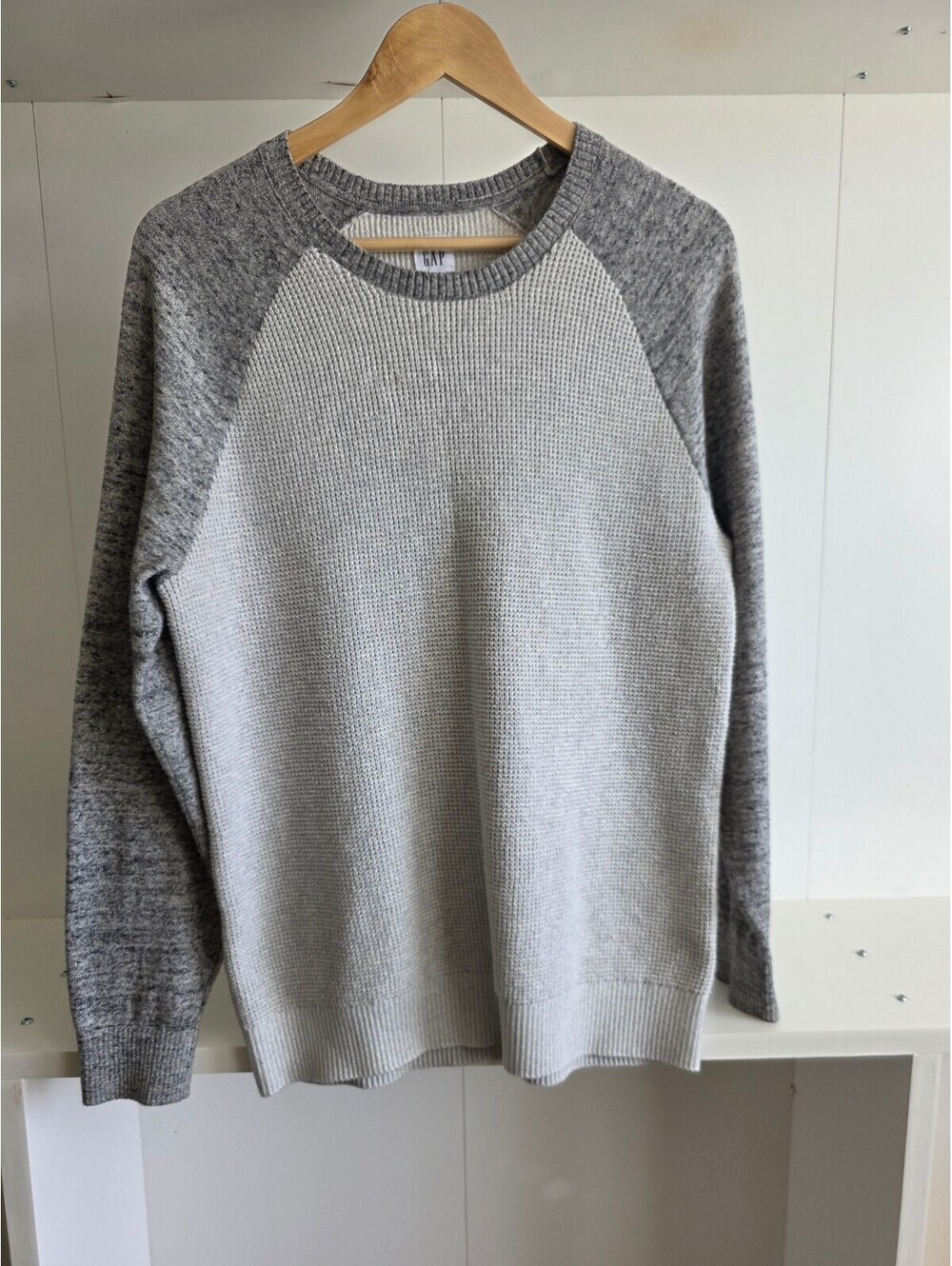 GAP Men's XL Two-Tone Gray Cotton Sweater